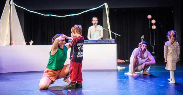 Een Kleine Anatomie - De Dansers © Bart Grietens